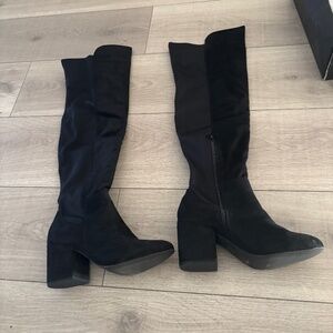 WINDSOR knee high black boots